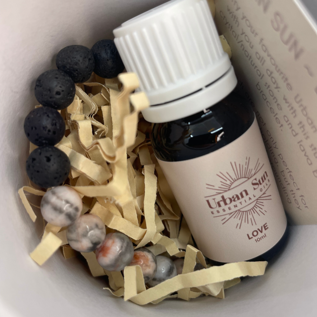 Lava Bracelet & Love Essential Oil Pack